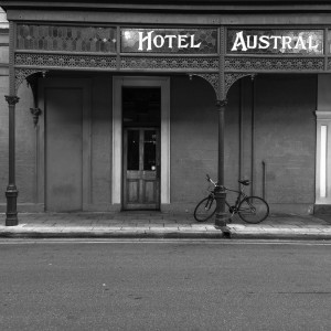 1 Austral Hotel